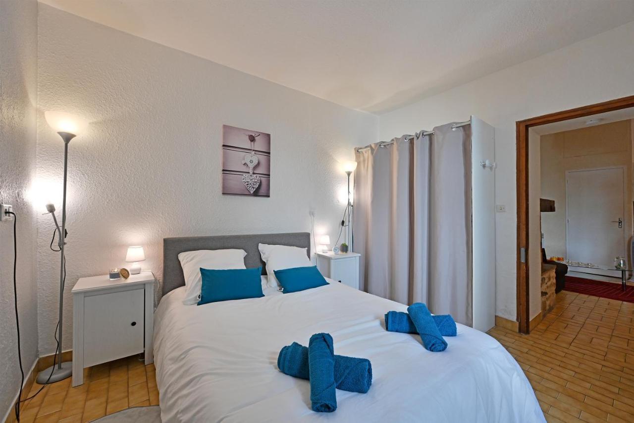 Appartement Au Calme En Plein Centre-Ville Nimes Exterior photo